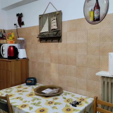 Luminosa With Private Parking * Loutraki (Corinthia)