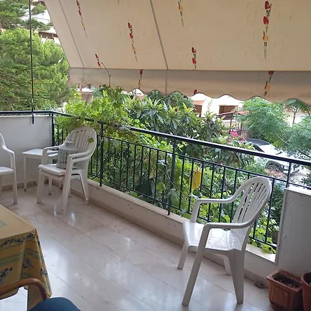 Luminosa With Private Parking * Loutraki (Corinthia)