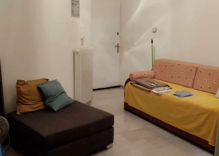 Luminosa With Private Parking דירה לוטראקי